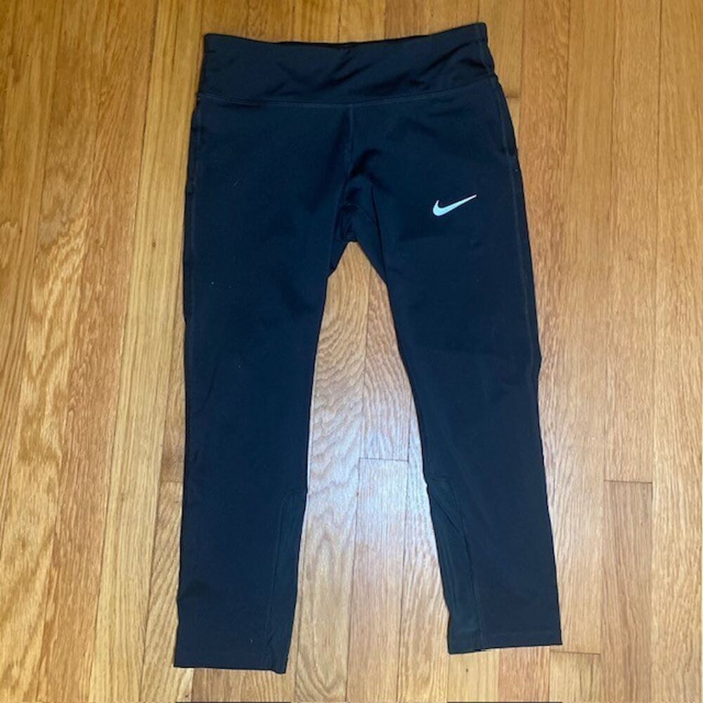 NIKE Womens Small Dri Fit 3/4 Black Leggings Drawstring Pockets Athleisure Sport